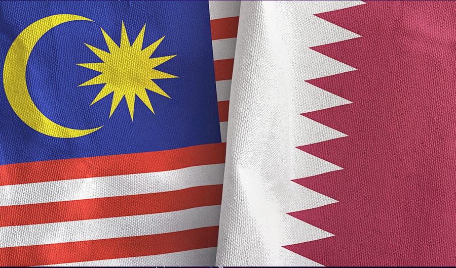 Doha Skyline and cars in the roads